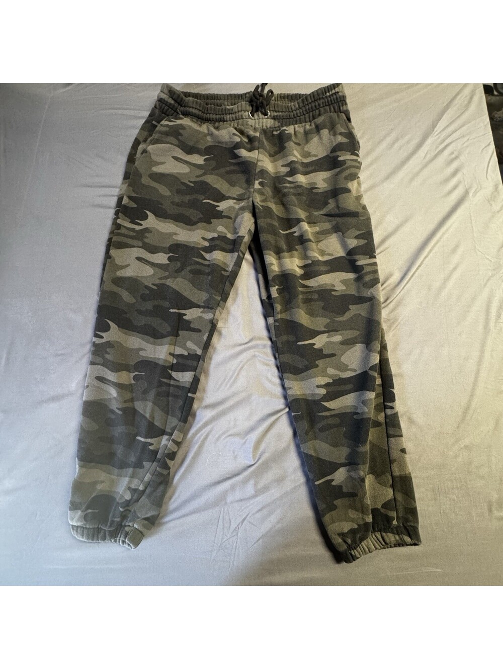 Wild Fable Camo High Rise Fleece Sweatpants Dark Green Camouflage Women's XL